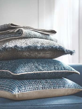 Velur, woven by Oofy