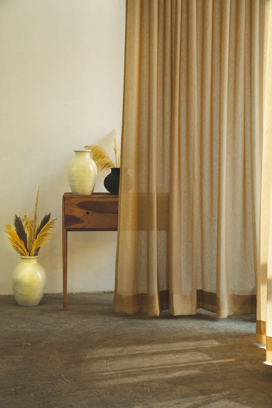 Alma, plain sheer by SJ